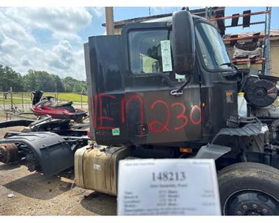 Mack Pinnacle CXU613 Right Front Door Assembly for a Mack CXU613