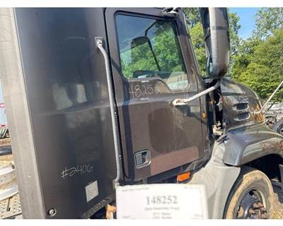 Mack Vision CXN613 Front Door Assembly for a Mack CXN613