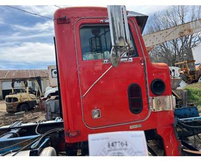 Peterbilt 379 Right Front Door Assembly