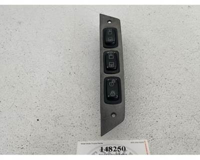 Mack 71RU3359M2 Door Electrical Switch for a Mack CXN613