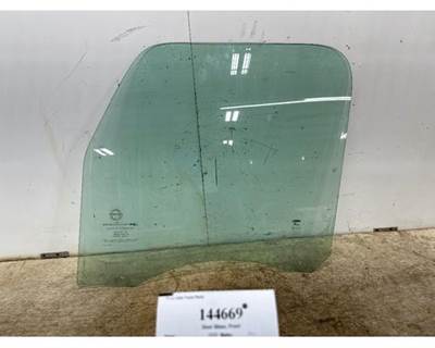 Freightliner 18-68072-000 Left Front Door Glass for a Freightliner CASCADIA 126