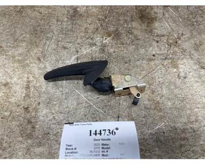 Freightliner A18-65867-005 Right Door Handle for a Freightliner M2 106