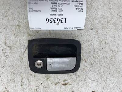 Kenworth R56-1025 Left Door Handle for a Kenworth T600