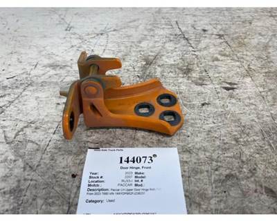 Paccar R48-1052-C Left Door Hinge for a Kenworth T680