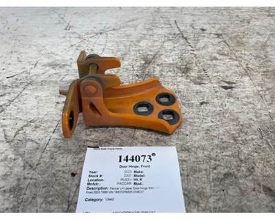 Paccar Left Door Hinge for a Kenworth T680