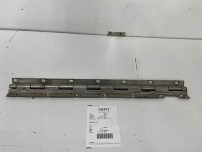 Peterbilt 20-16605R Door Hinge