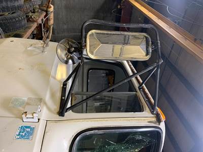 Ford L8000 Right Door Mirror