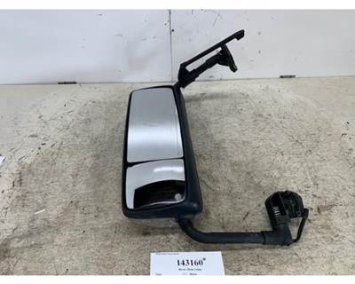 Volvo VNL760 Door Mirror for a Volvo VNL