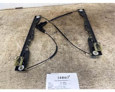 Freightliner A18-69141-000 Left Door Window Regulator for a Freightliner CASCADIA 126