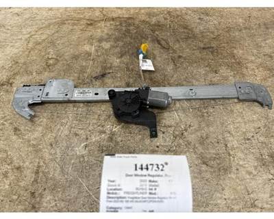 Freightliner A18-73882-001 Right Door Window Regulator
