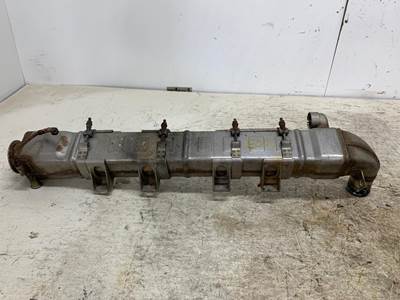 Cummins 4320125 EGR Cooler for a International 9400I