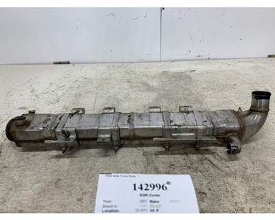 Cummins 4320125 EGR Cooler for a International 9400I