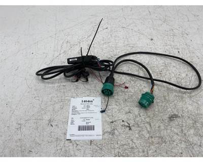 Used 1997 Freightliner Classic XL Vehicle GPS Cellular Tracking Device, Part # XT6372R-FGUS3