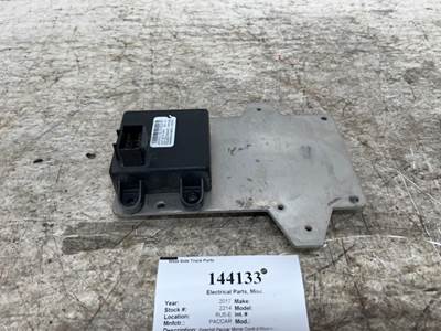Paccar Q27-6017-002 Electrical Parts for a Peterbilt 389