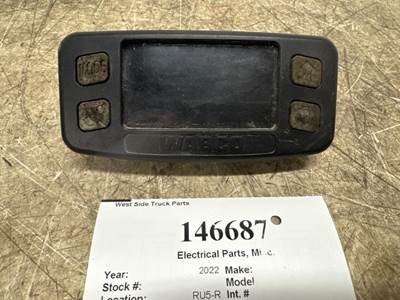 Wabco 4008718510 Electrical Parts for a Freightliner M2 106