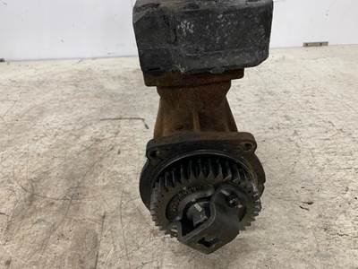 Cummins 3104216 Air Compressor for a International Prostar