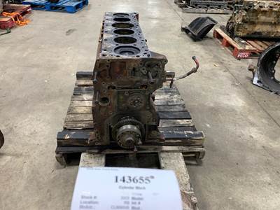 Cummins 3683600 Engine Block / Cylinder Block for a International 9400I