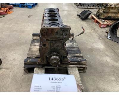 Cummins 3683600 Engine Block / Cylinder Block for a International 9400I