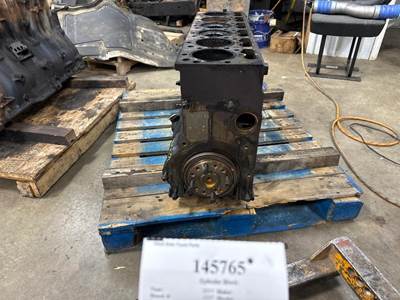 International 1878591C3 Engine Block / Cylinder Block for a International DuraStar 4300
