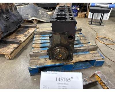 International 1878591C3 Engine Block / Cylinder Block for a International DuraStar 4300