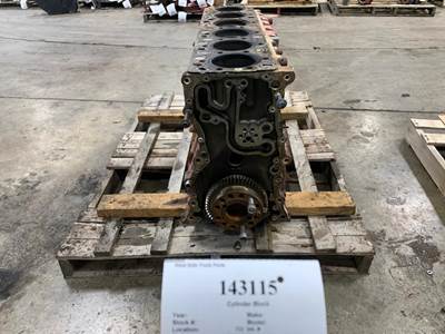Mack 1002108 Engine Block / Cylinder Block