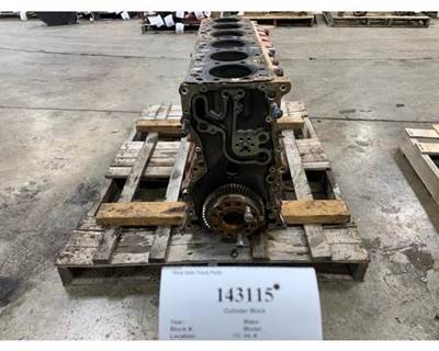 Mack 1002108 Engine Block / Cylinder Block