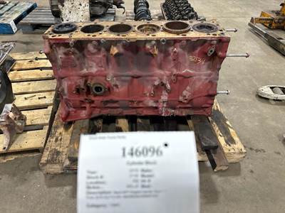 Mack 1002130 Engine Block / Cylinder Block for a Mack GU713