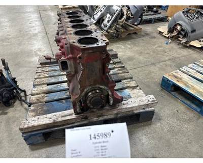 Mack 1002130 Engine Block / Cylinder Block