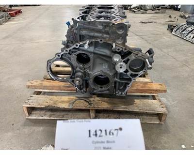 Paccar 0967072 Engine Block / Cylinder Block for a Kenworth T680