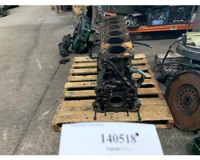 Volvo 1001968 Engine Block / Cylinder Block for a Volvo VNL