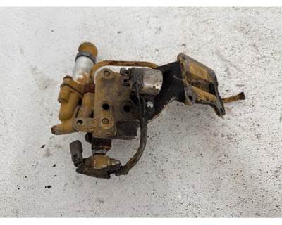 Caterpillar C7 Fuel Filter Housing and Primer, Part # 145-9967