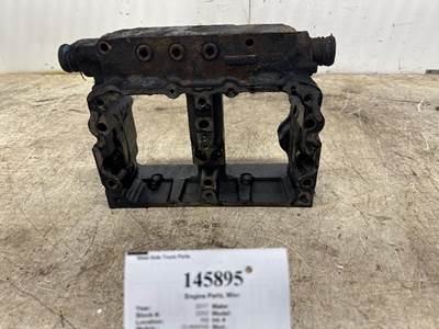 Cummins 3076221 Engine Part for a Mack CXU613