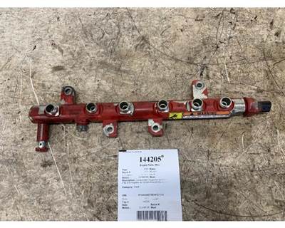 Cummins ISB6.7 Engine Fuel Rail, Part # 5295117, 2014 Freightliner M2 106