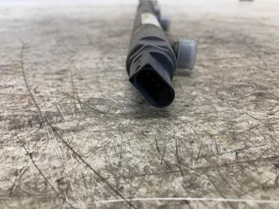 Detroit A4710780245 Engine Part for a Freightliner CASCADIA 126