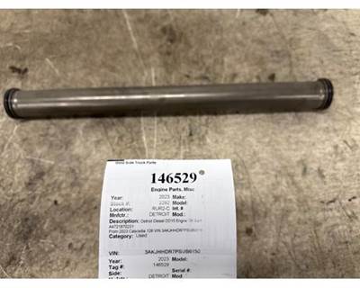 Detroit DD15 Engine Oil Suction Pipe A4721870231 for 2023 Freightliner Cascadia 126