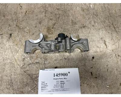 Detroit Diesel DD13 Engine Camshaft Bracket, Part # DC47116 for 2022 Western Star 4700SF
