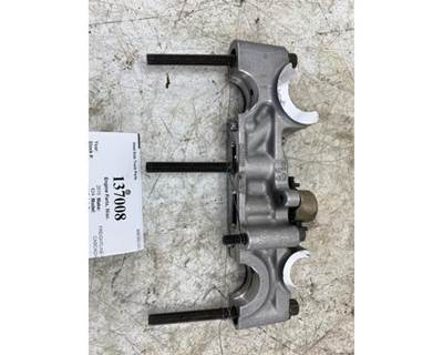 Detroit DD13 Engine Camshaft Bracket DC47116 for 2015 Freightliner Cascadia