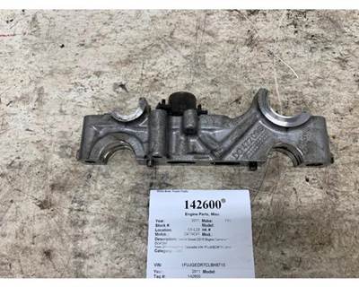Detroit Diesel DD15 Engine Camshaft Housing Bracket DC47203 for 2011 Freightliner Cascadia