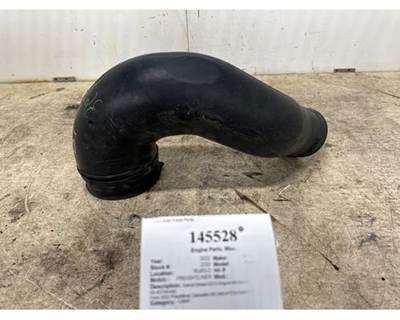 Detroit Diesel DD13 Molded Air Intake Tube 03-42779-000 for 2022 Freightliner Cascadia 126