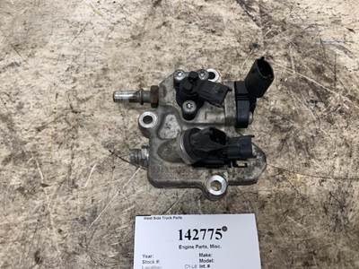 International 3006082C1 Engine Part