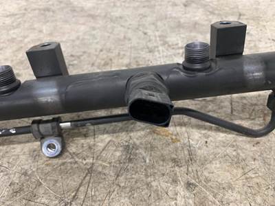 Paccar 7210-0513 Engine Part for a Peterbilt 579