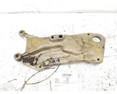 Caterpillar D7HT-8B624-AA Engine Mount