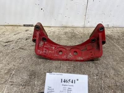 Cummins 2883239 Engine Mount for a Autocar