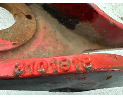 Cummins 3101818 Engine Mount