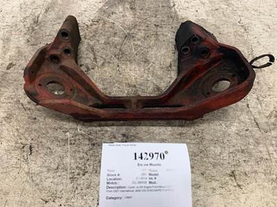 Cummins 3102796 Engine Mount for a International 9400I
