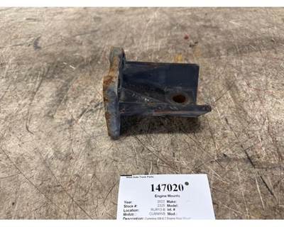 Cummins 3571408C3 Left Engine Mount for a International MV607