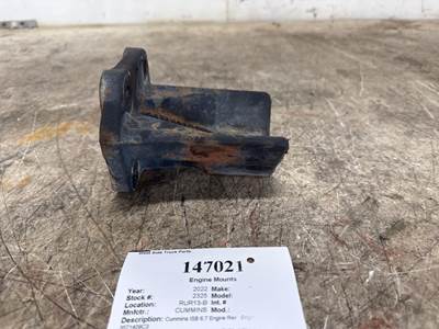 Cummins 3571409C3 Right Engine Mount for a International MV607