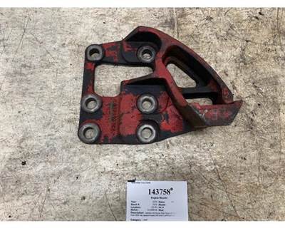 Cummins 3606384C2 Engine Mount for a International Prostar