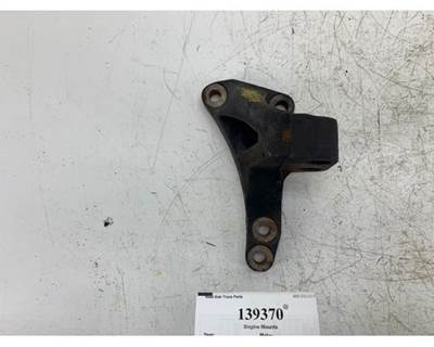 Detroit 01-31372-001 Engine Mount
