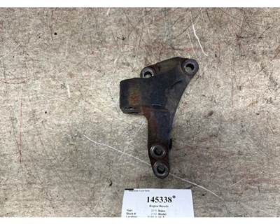 Detroit 01-33283-000 Left Engine Mount for a Freightliner CASCADIA 126